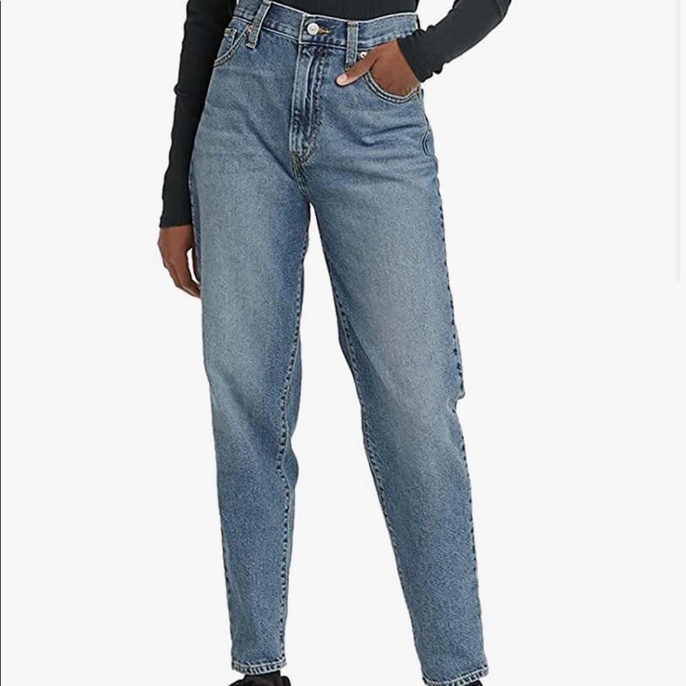 Levi’s MOM JEANS